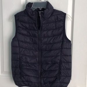 Forever 21 Women’s Puffy Navy Zip Front Vest. Size Small.